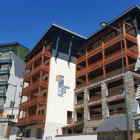 Pour 8, 2 Chambres, Centre Station, 3eme Etage, Securise, Casier A - Fr-1-404-74